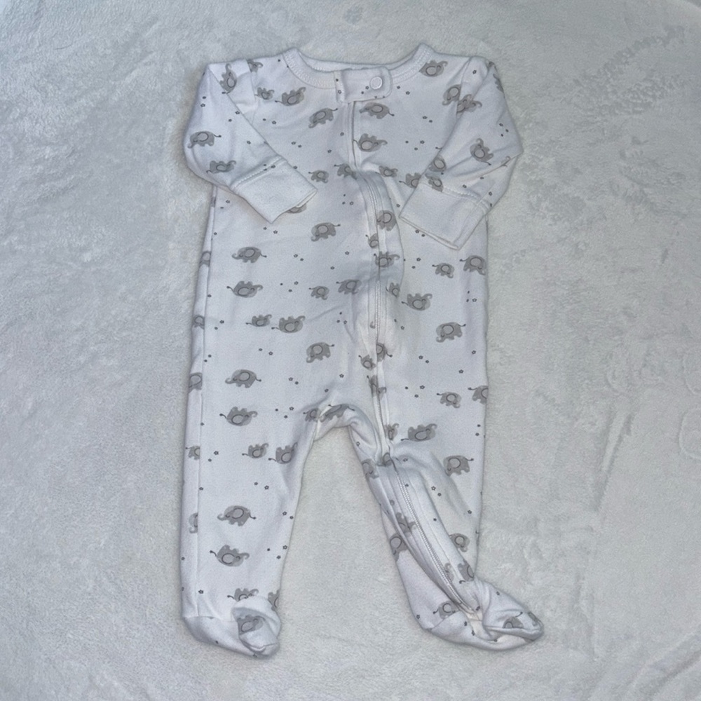 Beau and belle full zip gender neutral footie/ sleeper 0-3 months